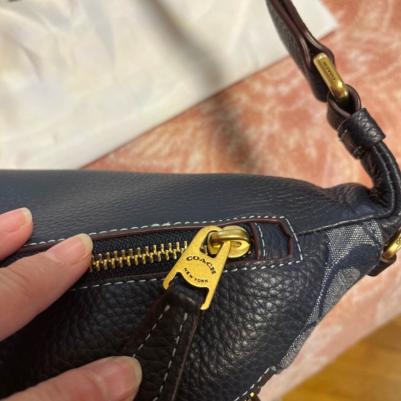 Coach Warren Belt Bag - Picture 15 of 16